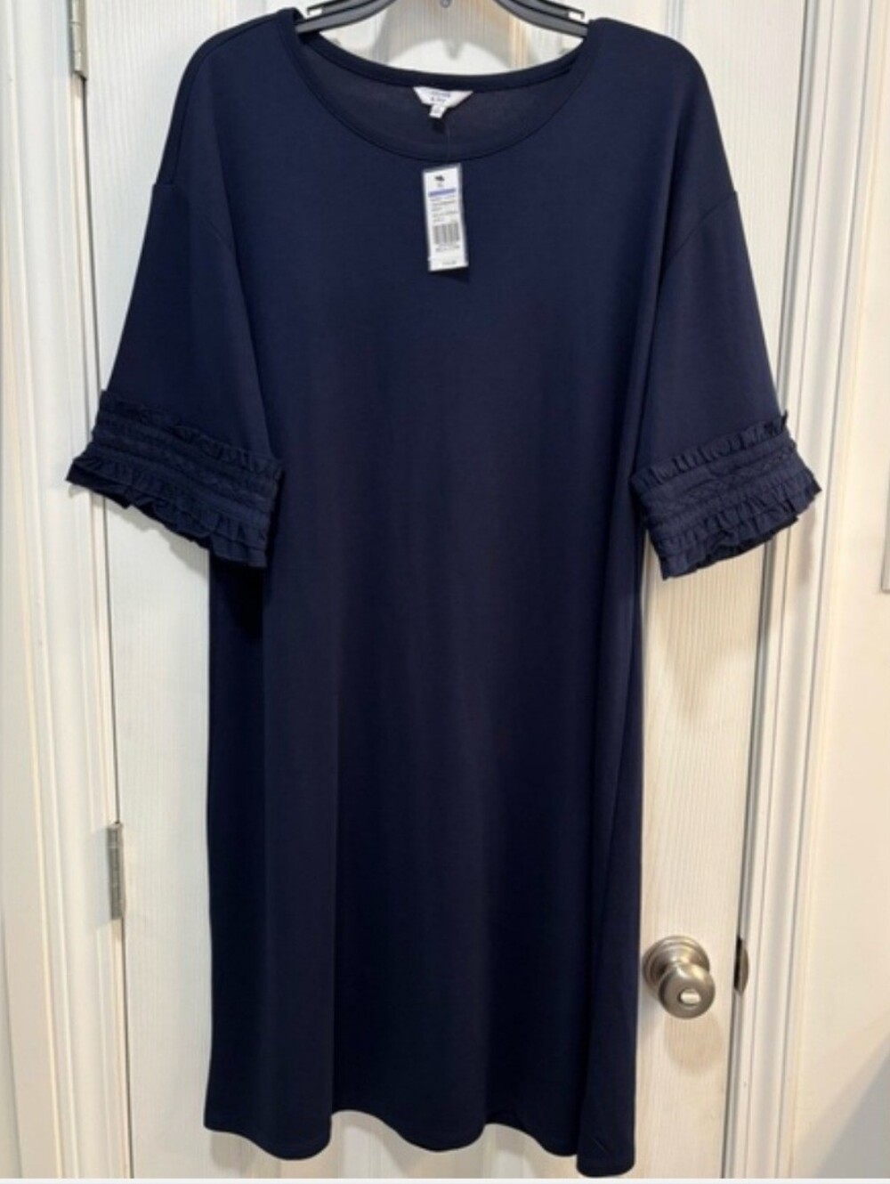 crown & ivy Navy Short Sleeve Shift Dress